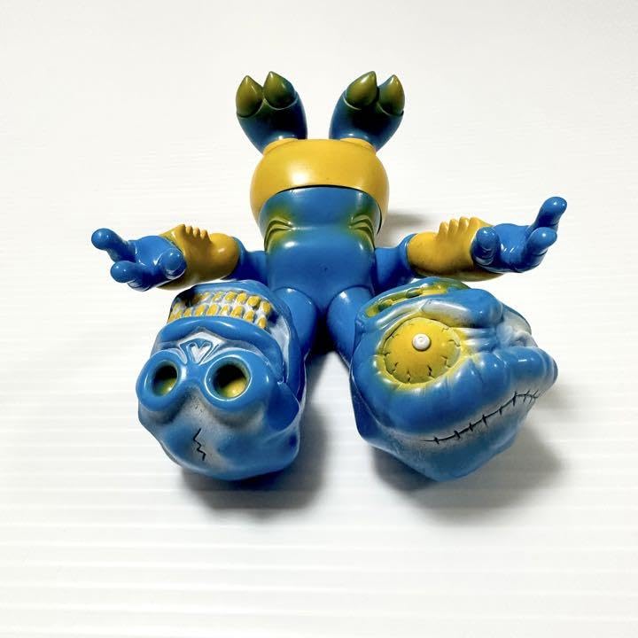 TENDERLOIN - 希少品！ フィギュア ALIEN エイリアン プレデター シークレットベース 青 Amazon.co.jp: フィギュア ALIEN エイリアン プレデター